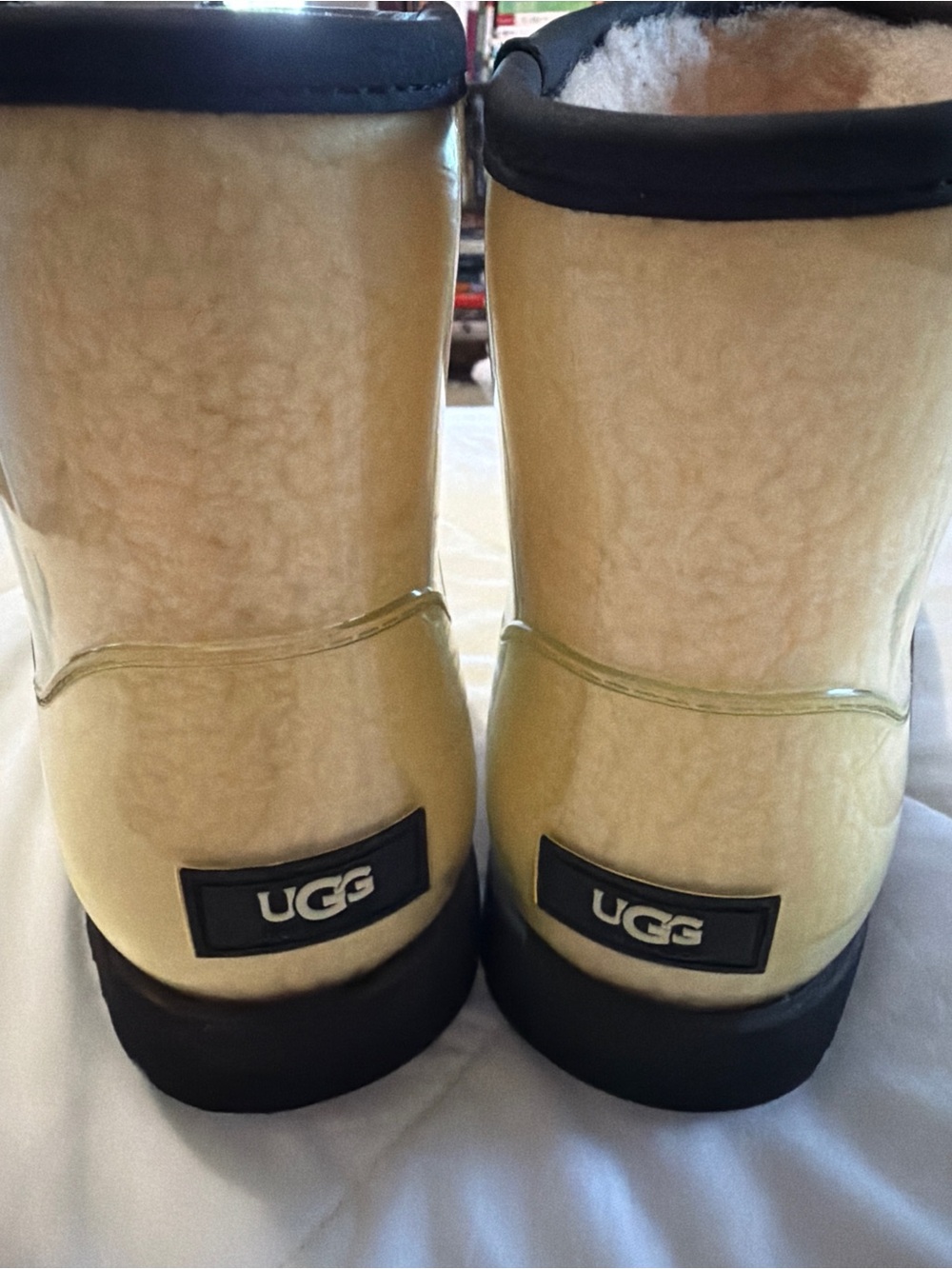 UGG Classic Clear Mini Waterproof Glossy Tan Ankle Booties sz 10 - Picture 4 of 7